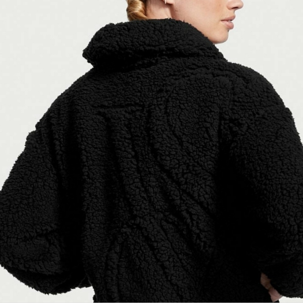 Victoria's Secret Oversized XS Plush Sherpa Black Zip Up Mobwife Jacket